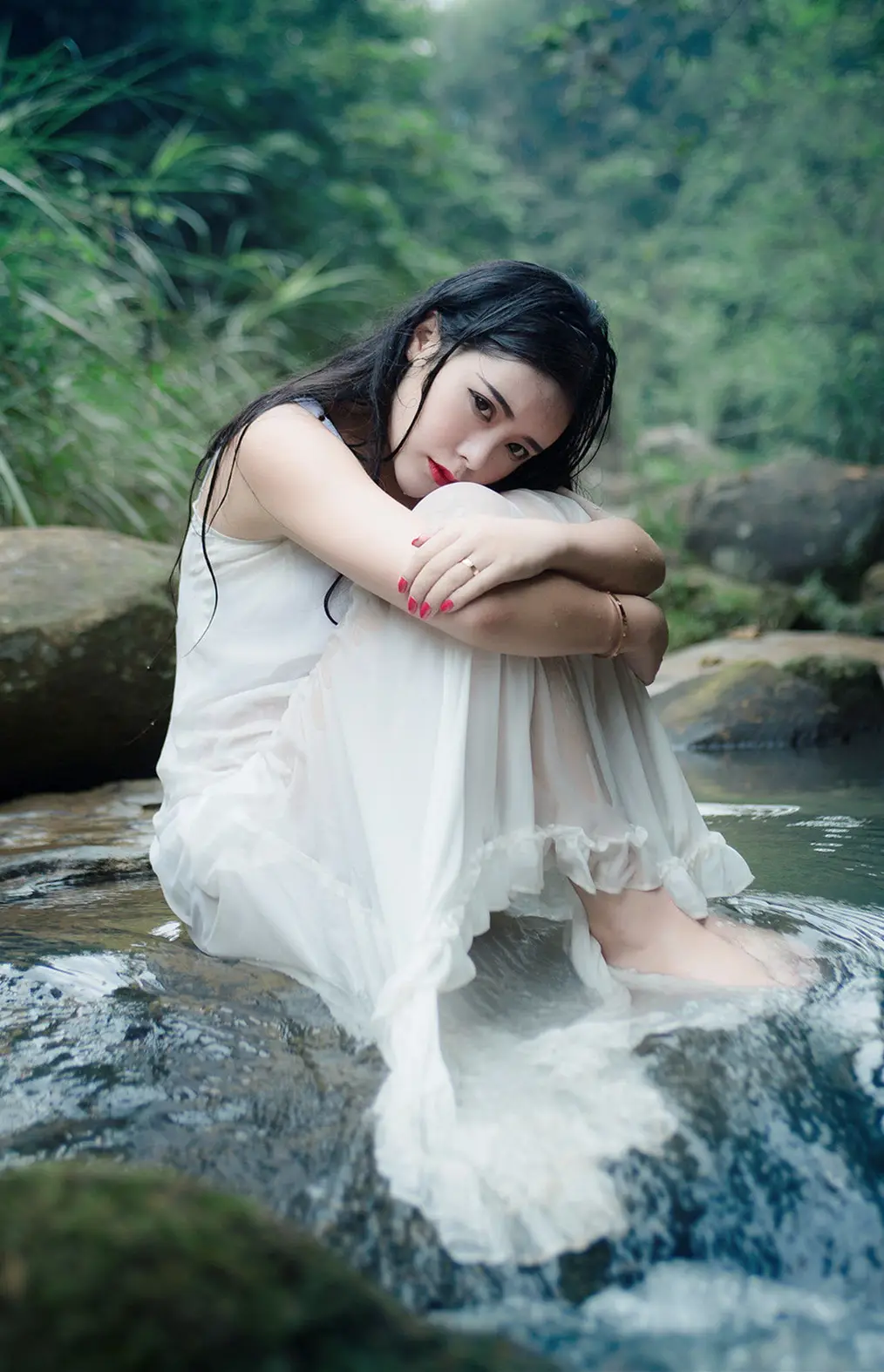 新昌郑州高端私人伴游小野梨子