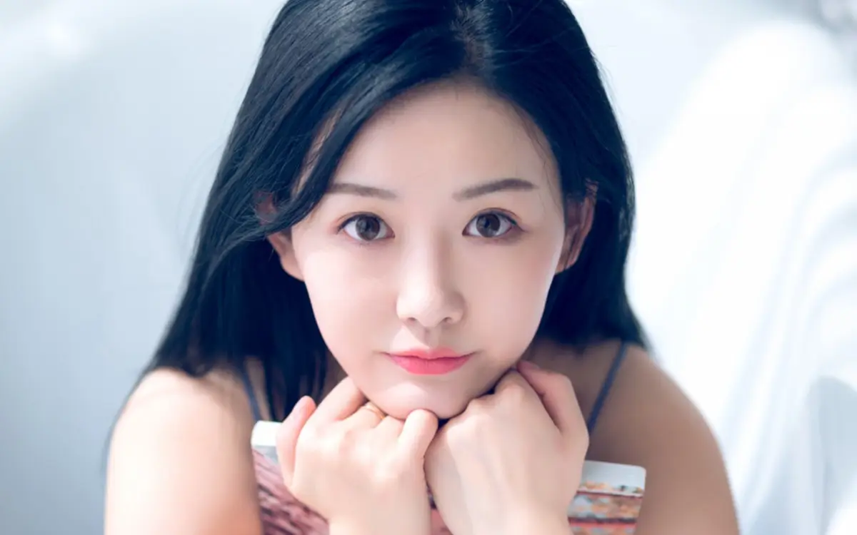 新昌哈尔滨私人伴游燕子