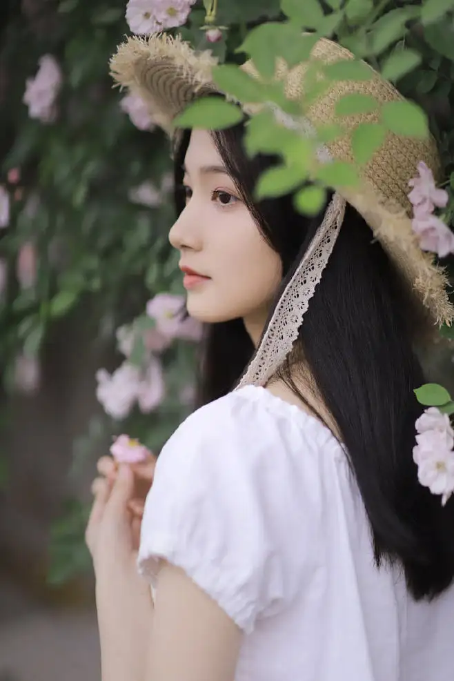 新昌喀什私人伴游李菲儿