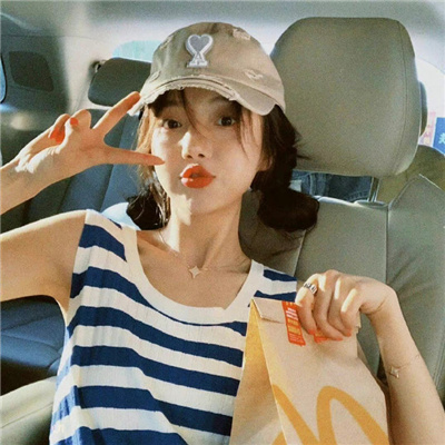 新昌伴游女生铎忆柏的资料