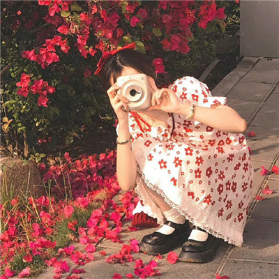 新昌伴游女生飞傲松的资料